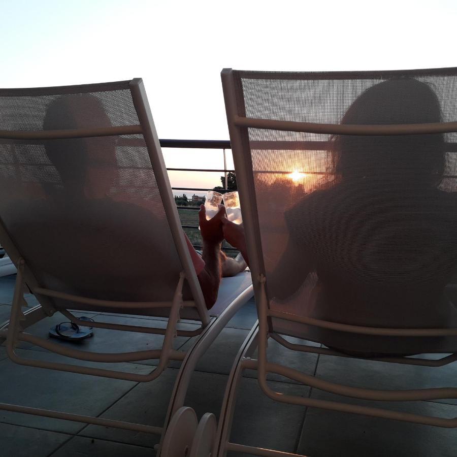 Garden'S Sunset Αvra Apartment Nea Michaniona Exterior photo
